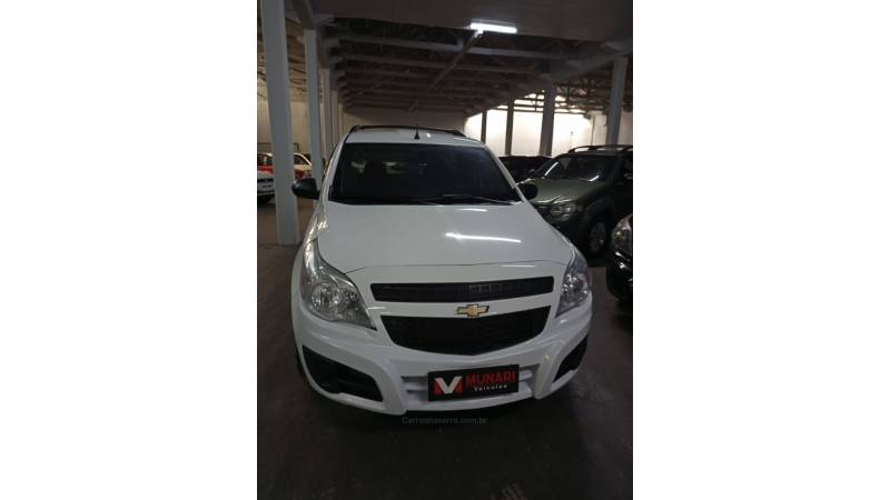 CHEVROLET - MONTANA - 2016/2017 - Branca - R$ 48.000,00