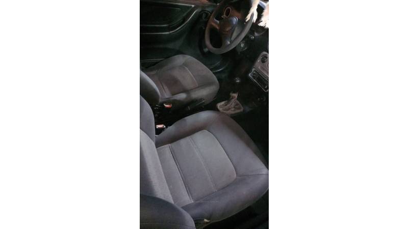 CHEVROLET - CELTA - 2002/2003 - Preta - R$ 16.000,00