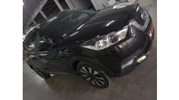 NISSAN - KICKS - 2016/2017 - Preta - R$ 73.000,00