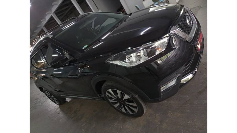 NISSAN - KICKS - 2016/2017 - Preta - R$ 73.000,00