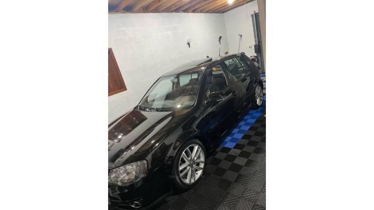 VOLKSWAGEN - GOLF - 2009/2009 - Preta - R$ 49.900,00