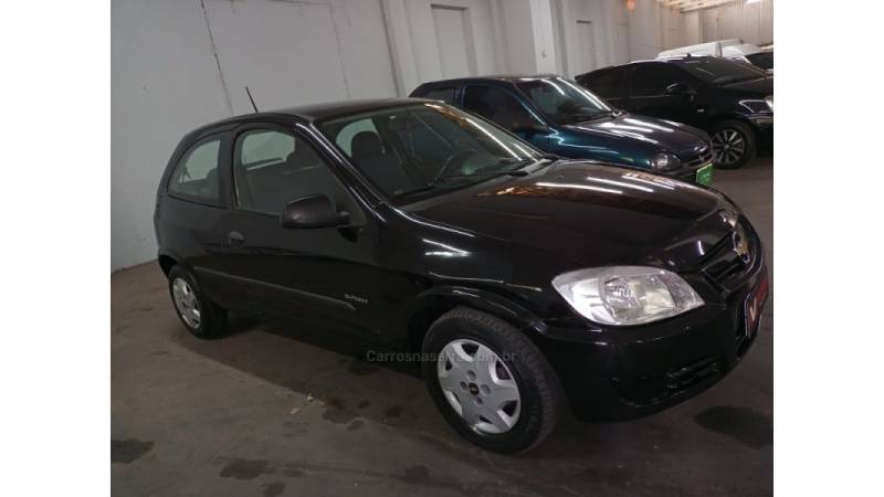CHEVROLET - CELTA - 2006/2007 - Preta - R$ 22.000,00