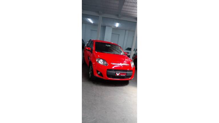 FIAT - PALIO - 2014/2015 - Vermelha - R$ 43.000,00