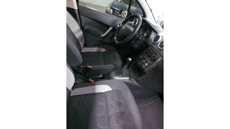 CITROËN - C3 - 2012/2013 - Preta - R$ 36.000,00