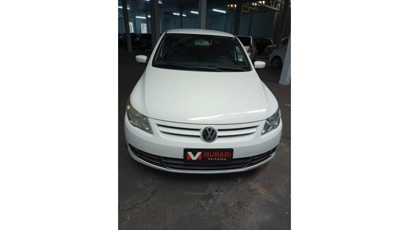 VOLKSWAGEN - VOYAGE - 2009/2010 - Branca - R$ 28.000,00