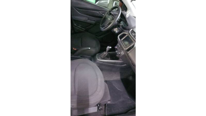 CHEVROLET - ONIX - 2013/2013 - Laranja - R$ 40.000,00