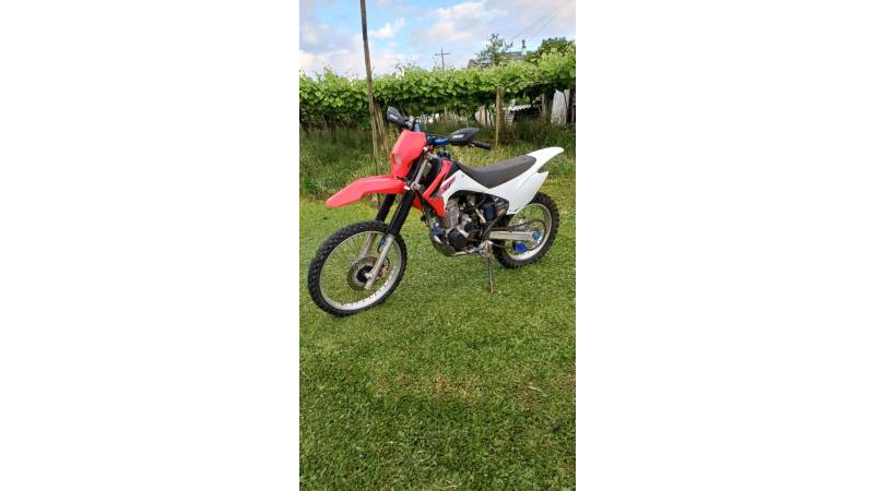 HONDA - CRF 230F - 2020/2020 - Branca - R$ 18.000,00
