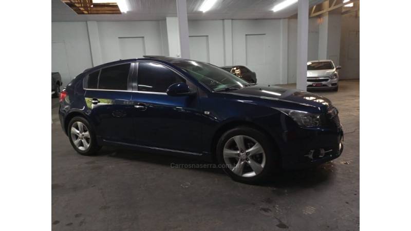 CHEVROLET - CRUZE - 2014/2014 - Azul - R$ 72.000,00