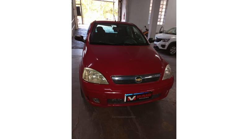CHEVROLET - CORSA - 2008/2009 - Vermelha - R$ 29.000,00