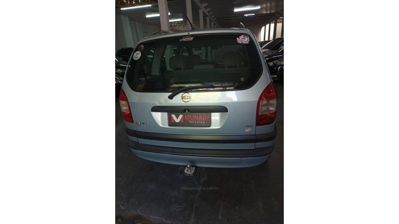 CHEVROLET - ZAFIRA - 2012/2012 - Prata - R$ 32.000,00