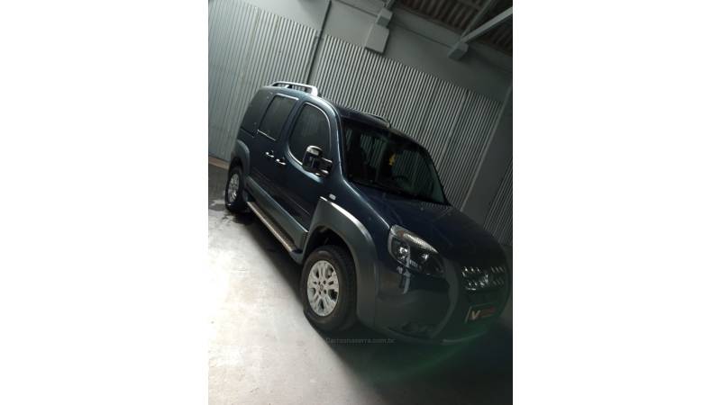 FIAT - DOBLÓ - 2011/2011 - Azul - R$ 39.000,00