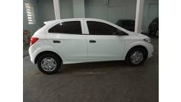 CHEVROLET - ONIX - 2016/2016 - Branca - R$ 45.000,00