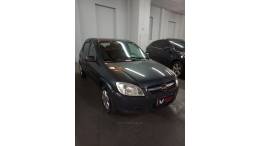 CHEVROLET - CELTA - 2008/2009 - Cinza - R$ 20.000,00