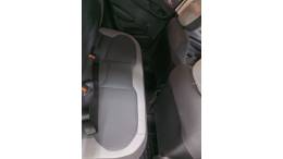 CHEVROLET - ONIX - 2016/2016 - Branca - R$ 45.000,00