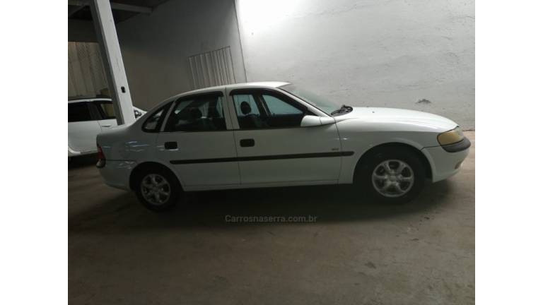 CHEVROLET - VECTRA - 1996/1997 - Branca - R$ 14.000,00