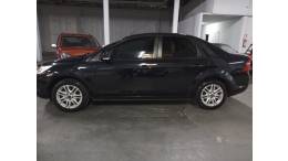 FORD - FOCUS - 2011/2012 - Preta - R$ 38.000,00