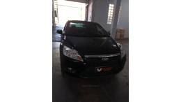 FORD - FOCUS - 2008/2009 - Preta - R$ 30.000,00