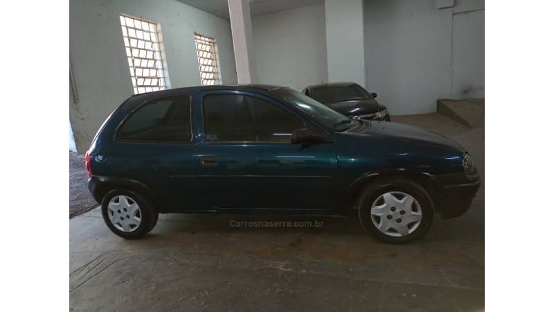 CHEVROLET - CORSA - 1998/1998 - Azul - R$ 14.000,00