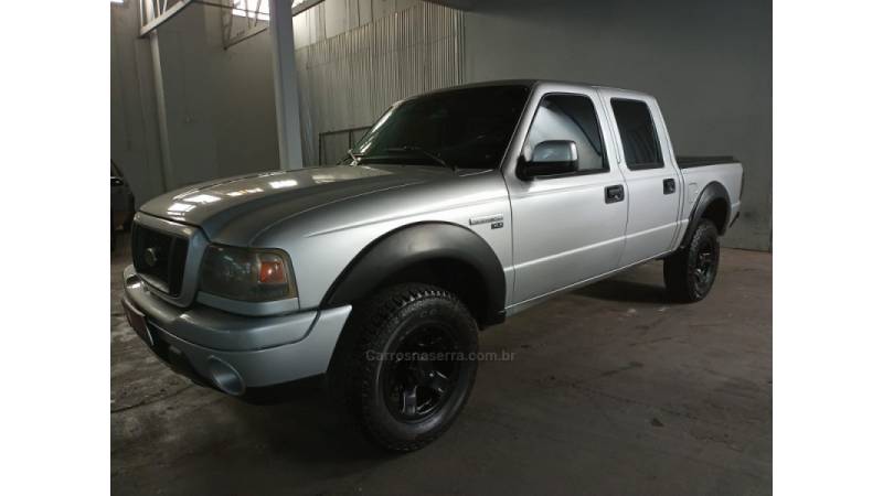 FORD - RANGER - 2007/2008 - Prata - R$ 50.000,00