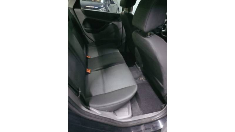 FORD - FOCUS - 2011/2012 - Preta - R$ 38.000,00