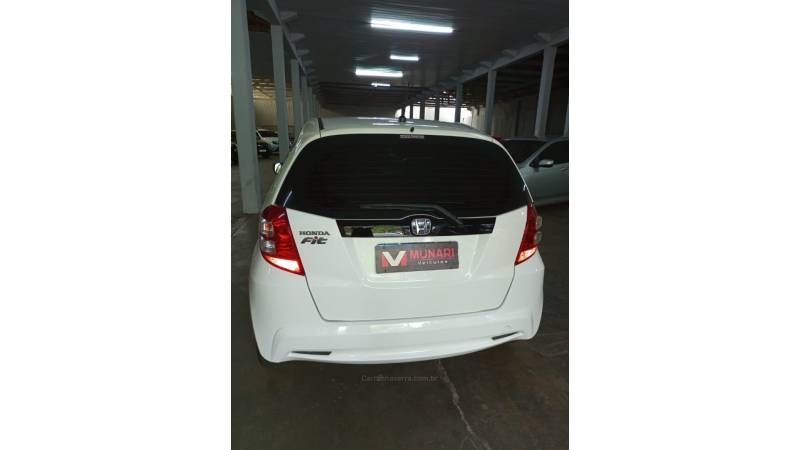 HONDA - FIT - 2013/2013 - Branca - R$ 48.000,00