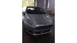 FORD - FIESTA - 2013/2014 - Prata - R$ 42.000,00