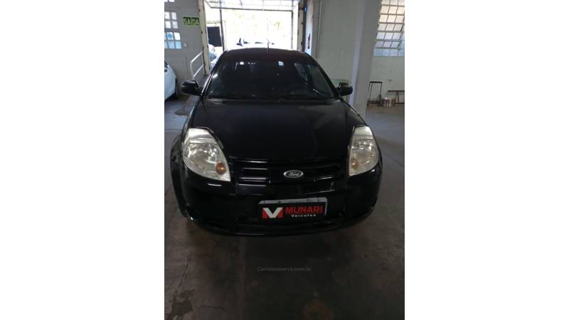 FORD - KA - 2009/2010 - Preta - R$ 19.000,00