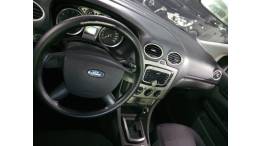 FORD - FOCUS - 2008/2009 - Preta - R$ 30.000,00