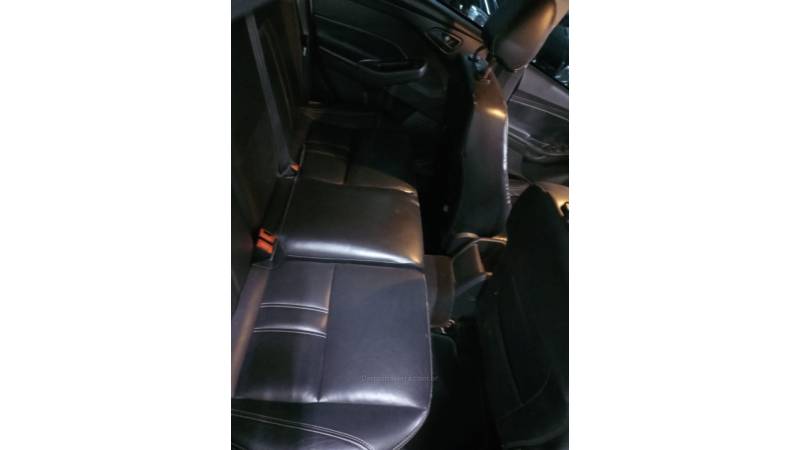 FORD - FOCUS - 2013/2014 - Branca - R$ 56.000,00