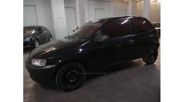 CHEVROLET - CELTA - 2002/2003 - Preta - R$ 16.000,00