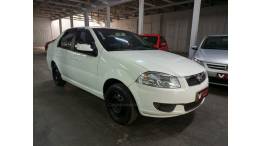 FIAT - SIENA - 2014/2015 - Branca - R$ 32.000,00