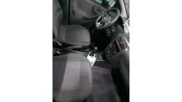 CHEVROLET - CORSA - 2008/2009 - Vermelha - R$ 29.000,00