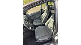 VOLKSWAGEN - SAVEIRO - 2006/2006 - Prata - R$ 43.900,00