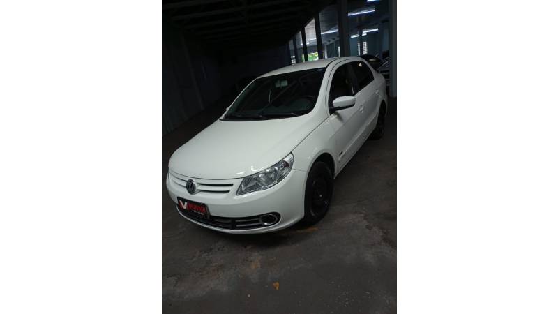 VOLKSWAGEN - VOYAGE - 2009/2010 - Branca - R$ 28.000,00